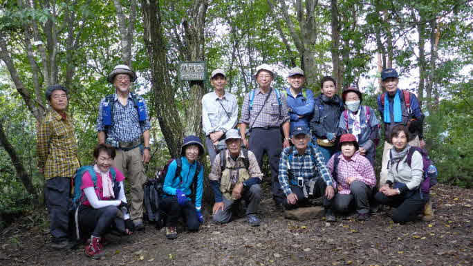 金勝アルプス 鶏冠山 天狗岩 竜王山 狛坂磨崖仏